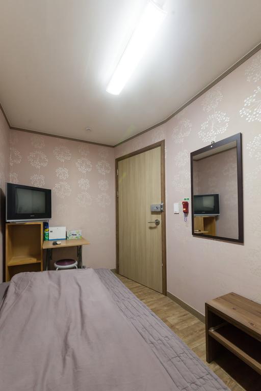 סיאול Yehadoye Guesthouse חדר תמונה
